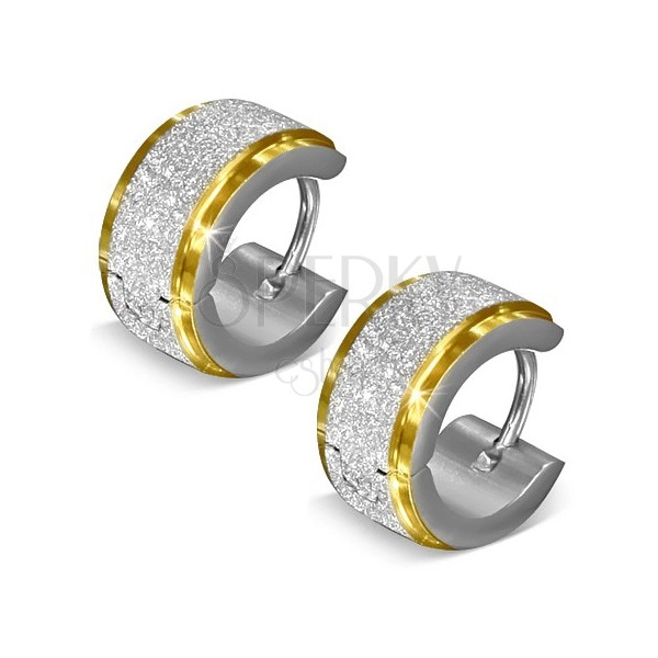 Rundliche Ohrringe aus Stahl - silberner versandeter Streifen, goldene Ränder