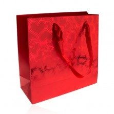 Rote Geschenktüte, Muster - Herzen, glänzender Untergrund