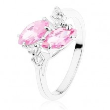 Glänzender Ring in silberner Farbe, zwei rosa Zirkoniakörner, klare Zirkone