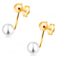 Ohrstecker in 14K Gelbgold - glänzende Kugel und weiße Perle am Stäbchen