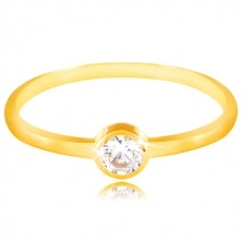 Ring aus 585 Gelbgold - runder klarer Zirkon in einer glänzenden Fassung
