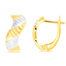 Ohrringe aus 585 Gold - glitzernde Welle mit Einschnitten und zweifarbigen Streifen