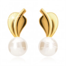 Ohrstecker aus 375 Gold – Blatt mit einem Stiel, eine Perle in weißer Farbe