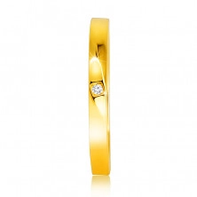 585 Gelbgold Diamantring – leicht abgeschrägte Ringschiene, klarer Brillant