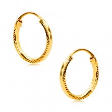 Ohrringe aus 375 Gelbgold – Reifen mit seitlicher Rändelung und Diamantschliff, 12 mm