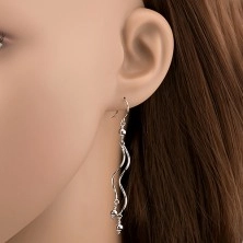 Silberne Ohrringe - Wellenkonturen mit Kügelchen