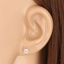 Ohrringe aus Sterlingsilber - klarer Zirkonia gefasst in 4 Krappen