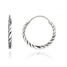 Ohrringe aus Silber 925 - Ringe mit diagonalen Spuren, 15 mm